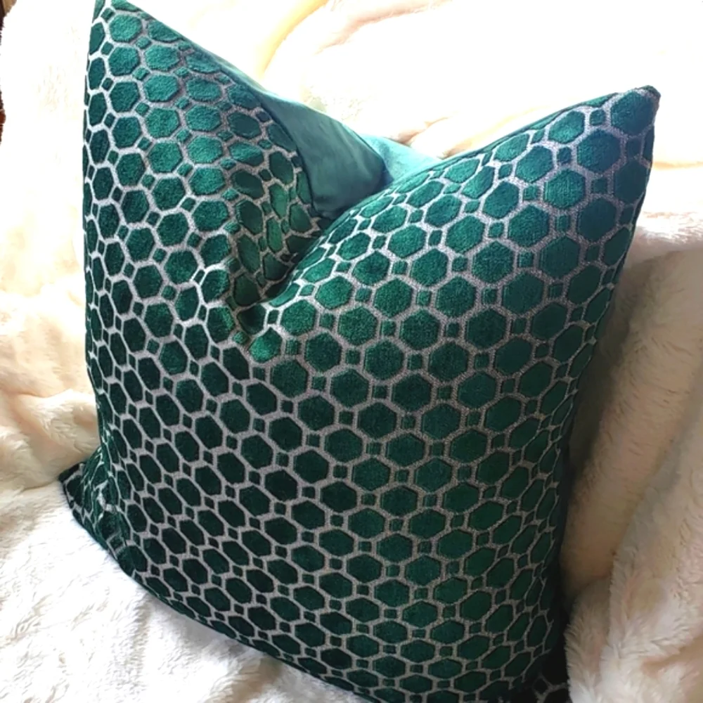 NWT Caldeira Luxury Belgian Velvet Fabric Oversized Pillow